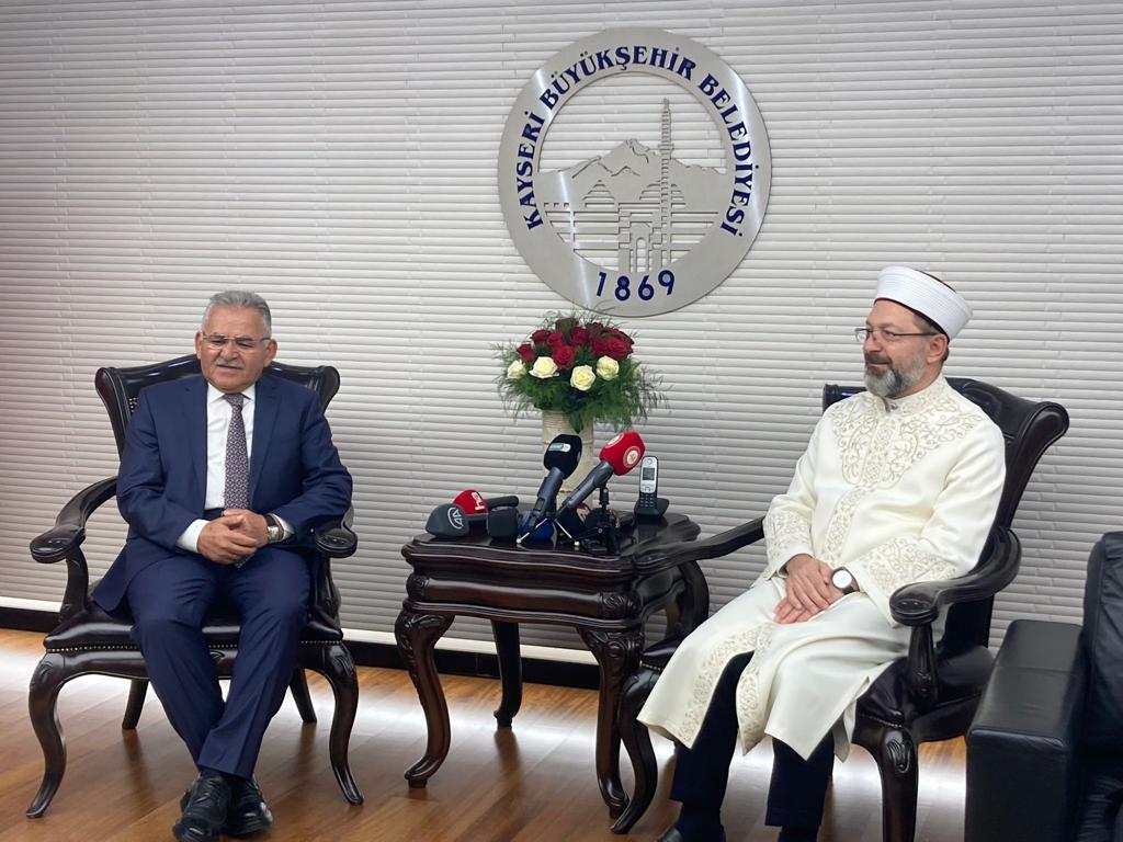 Diyanet İşleri Başkanı Erbaş’tan, Başkan Büyükkılıç’a ziyaret