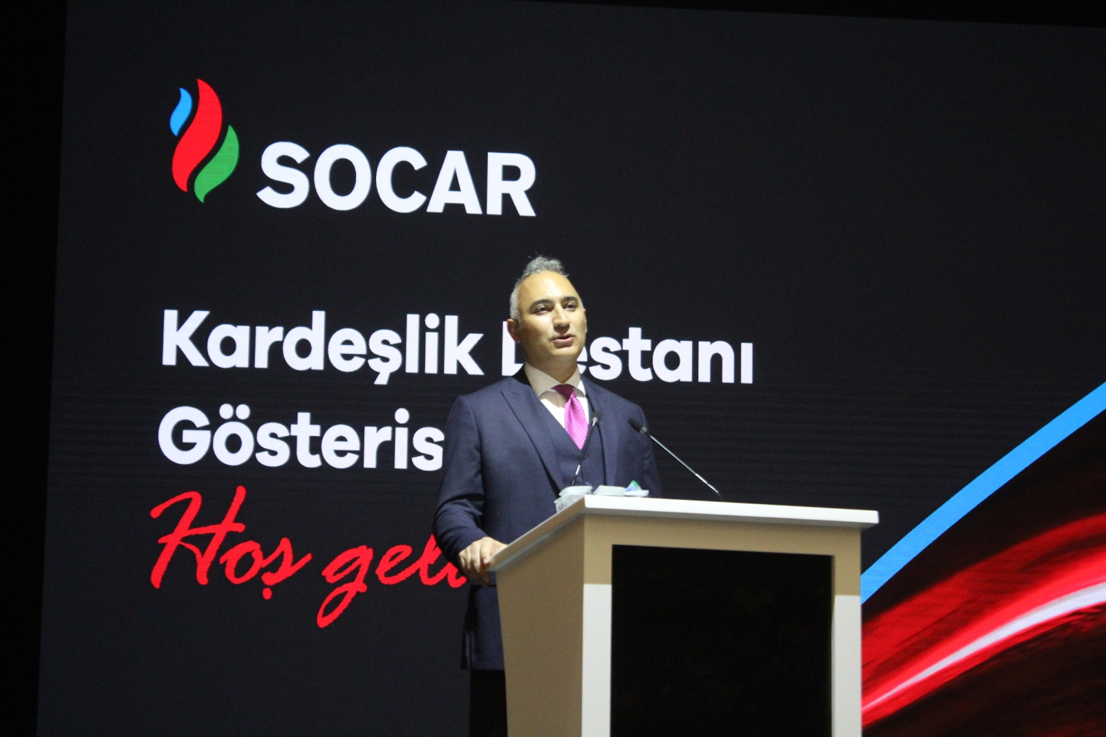 70 kişilik dans grubundan ‘Kardeşlik Destanı’ gösterisi