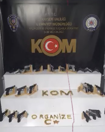 ‘Yasaklı ve kaçak tabanca ticareti’ operasyonu: 12 gözaltı