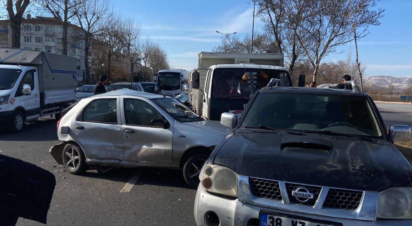 ALKOLLÜ SÜRÜCÜ ZİNCİRLEME KAZAYA KARIŞTI
