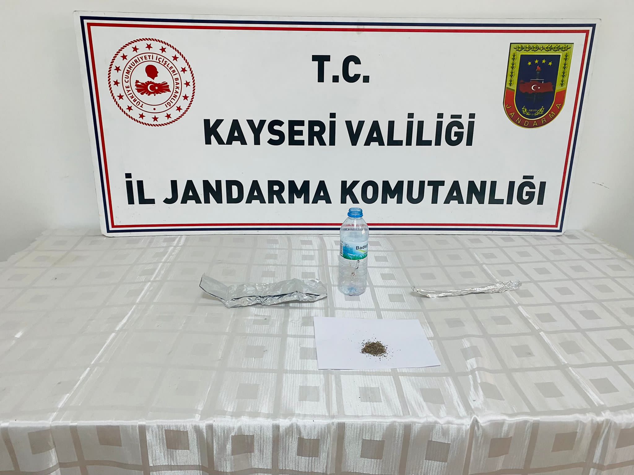 Uyuşturucu madde bulunduran kişi yakalandı