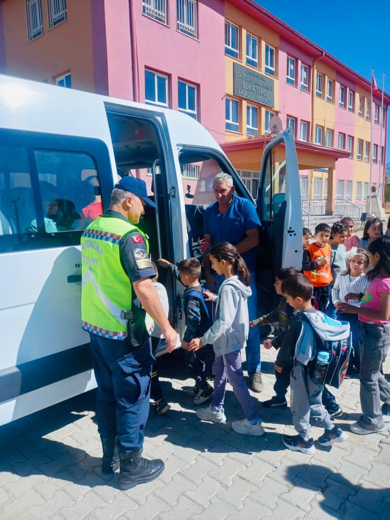 5 GÜNDE 361 OKUL SERVİS ARACI DENETLENDİ