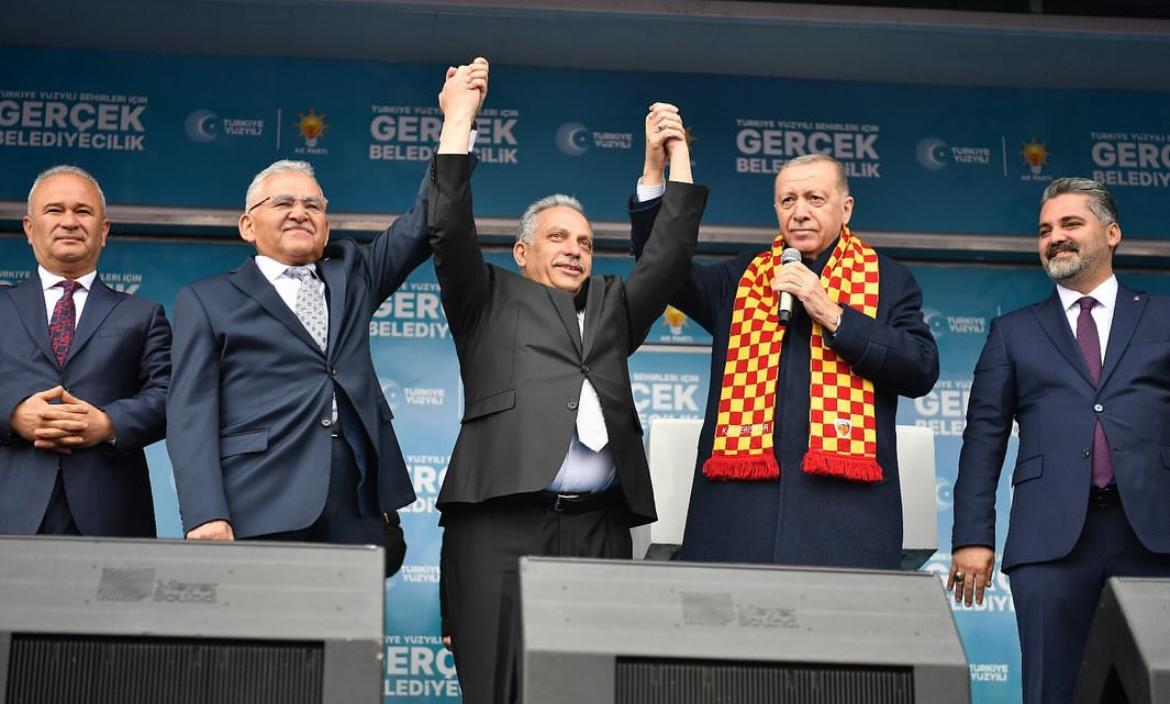 TALAS’TA BAŞKAN YALÇIN TEKRAR SEÇİLDİ