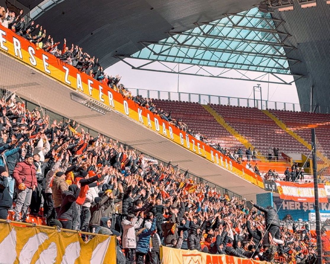 KAPALI KALE TARAFTAR GRUBUNDAN KAYSERİSPOR – BAŞAKŞEHİR MAÇINA DAVET