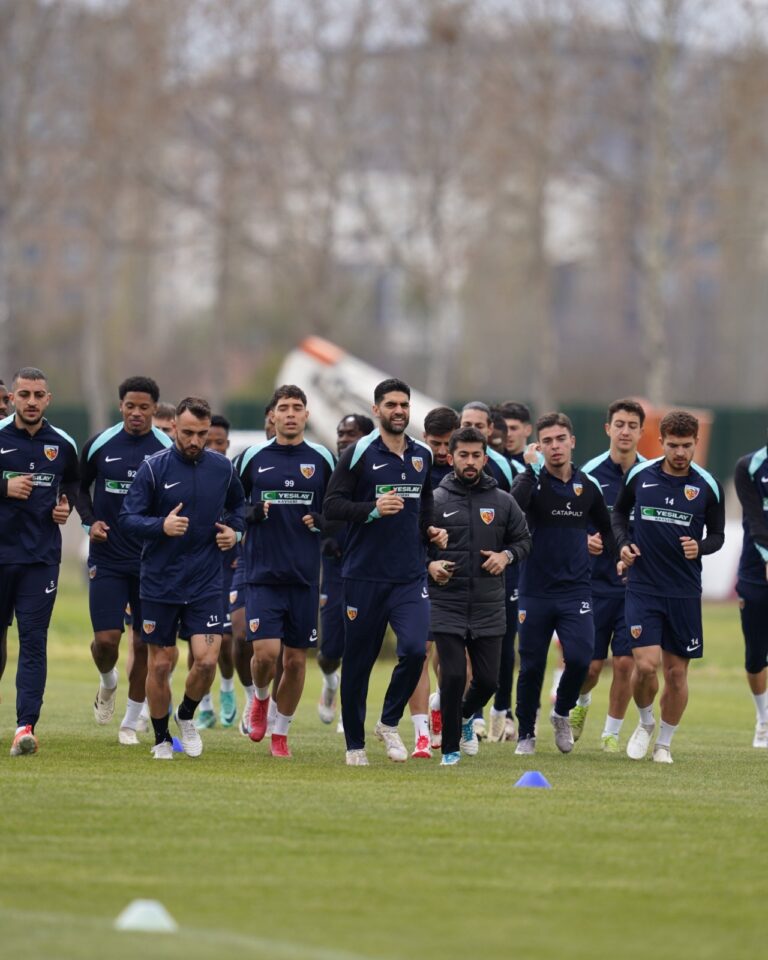 KAYSERİSPOR, FENERBAHÇE MAÇI HAZIRLIKLARINI TAMAMLADI