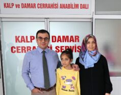 İLERİ MİTRAL KAPAK YETMEZLİĞİ OLAN 9 YAŞINDAKİ MİNA, SAĞLIĞINA KAVUŞTU